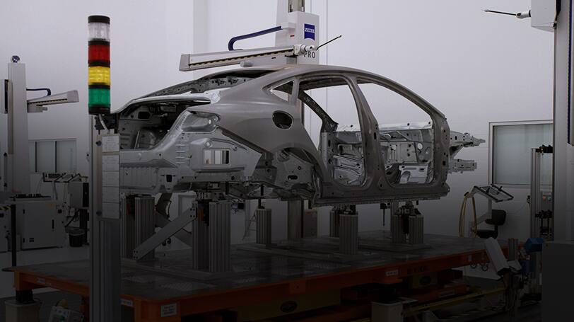 2015 Chrysler 200 State of the Art Manufacturing facility metrology shop